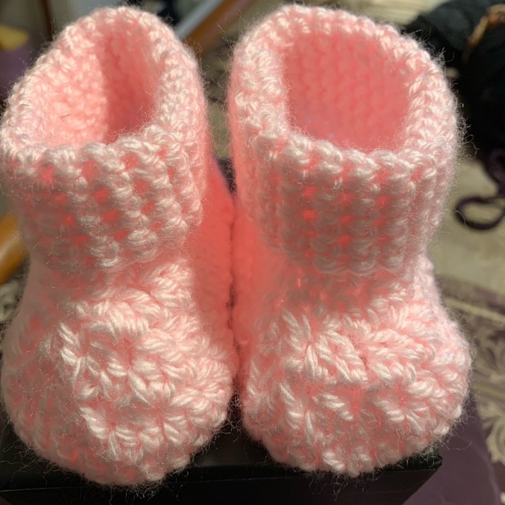 Handmade baby booties 0-3 months
